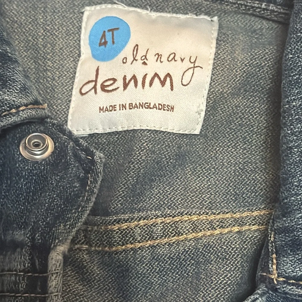 Old‎ navy denim jacket 4T